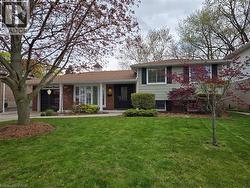 5186 IDLEWOOD Crescent  Burlington, ON L7L 3Y6