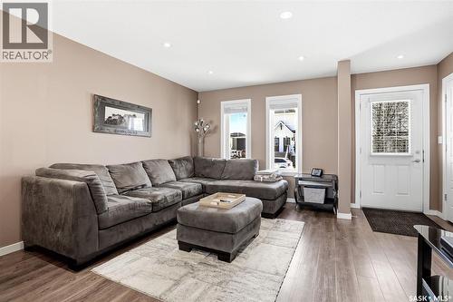 4604 Albulet Drive, Regina, SK - Indoor Photo Showing Living Room