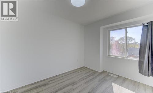 142 York Road Unit# 9, Guelph, ON - Indoor Photo Showing Other Room