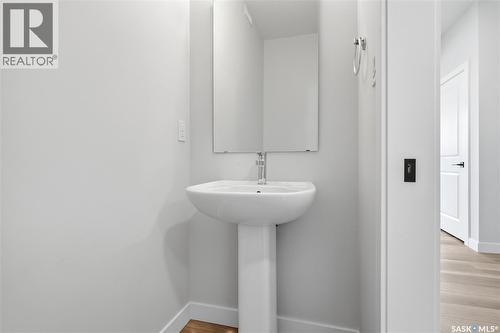 3180 Favel Drive, Regina, SK - Indoor Photo Showing Bathroom