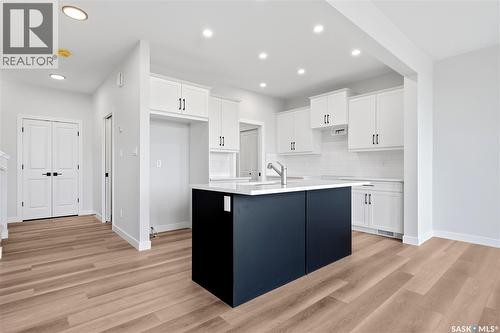 3180 Favel Drive, Regina, SK - Indoor Photo Showing Kitchen