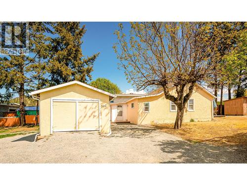 302 Valley Road N  Kelowna, BC V1V 2G1