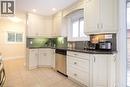 163 Pinegrove Crescent, Waterloo, ON  - Indoor Photo Showing Kitchen 