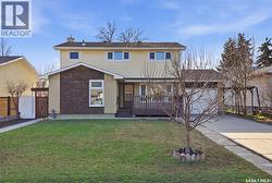 1806 Arlington AVENUE  Saskatoon, SK S7H 2Y7