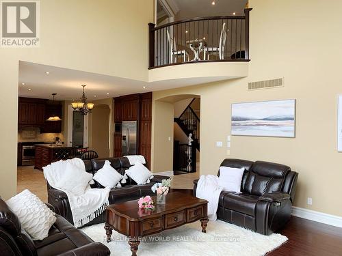 106 Paige Street, Kitchener, ON - Indoor Photo Showing Living Room