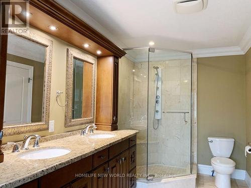 106 Paige Street, Kitchener, ON - Indoor Photo Showing Bathroom