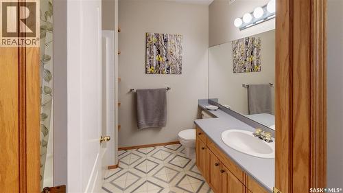 3254 Peyson Bay E, Regina, SK - Indoor Photo Showing Bathroom