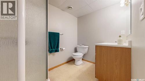 3254 Peyson Bay E, Regina, SK - Indoor Photo Showing Bathroom