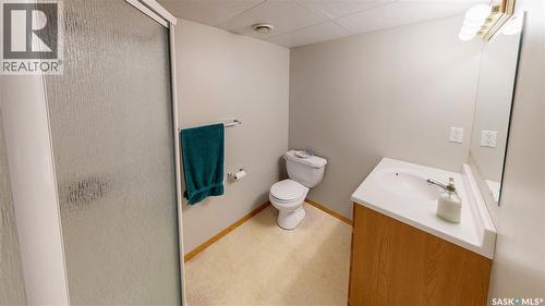 3254 Peyson Bay E, Regina, SK - Indoor Photo Showing Bathroom