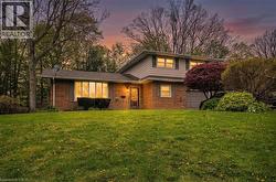 11 THISTLE Court Tillsonburg, ON N4G 2S8