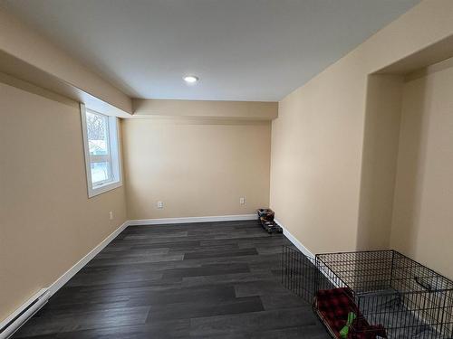 1026 Third Street E, Fort Frances, ON - Indoor Photo Showing Other Room