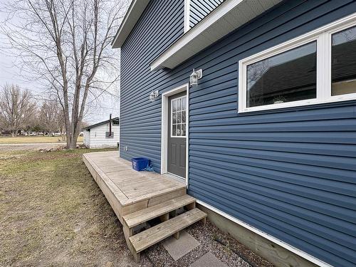 1026 Third Street E, Fort Frances, ON - Outdoor With Exterior