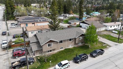 7506 COLUMBIA Avenue  Radium Hot Springs, BC V0A 1M0