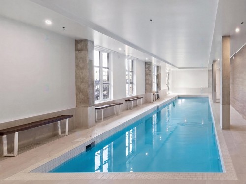 Pool - 107-5200 Boul. Henri-Bourassa O., Montréal (Saint-Laurent), QC - Indoor Photo Showing Other Room With In Ground Pool