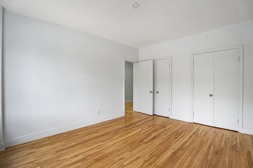 Chambre à coucher - 2-2180 Av. Van Horne, Montréal (Côte-Des-Neiges/Notre-Dame-De-Grâce), QC - Indoor Photo Showing Other Room