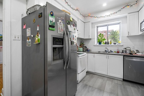 Cuisine - 2-2180 Av. Van Horne, Montréal (Côte-Des-Neiges/Notre-Dame-De-Grâce), QC - Indoor Photo Showing Kitchen With Double Sink