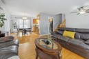 Salon - 953 Rue Des Érables, Saint-Eustache, QC  - Indoor Photo Showing Living Room 