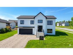 141 Regiment Creek AVE  Fredericton, NB E3G 0G3