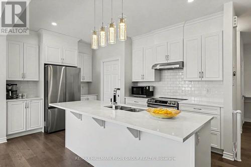 396 Ventoux Avenue, Ottawa, ON - Indoor Photo Showing Kitchen With Double Sink With Upgraded Kitchen