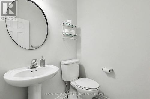 396 Ventoux Avenue, Ottawa, ON - Indoor Photo Showing Bathroom