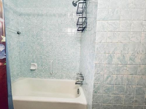 45 Dingwall Parkway, Dryden, ON - Indoor Photo Showing Bathroom
