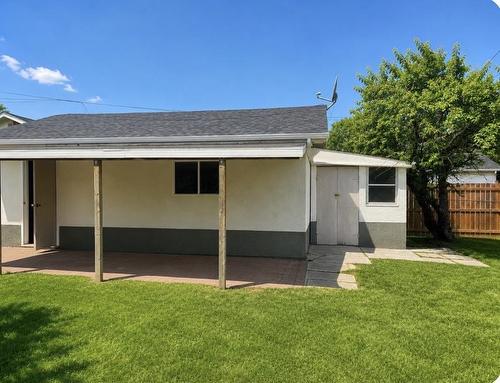 45 Dingwall Parkway, Dryden, ON - Outdoor