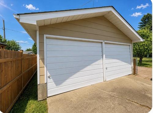 45 Dingwall Parkway, Dryden, ON - Outdoor With Exterior