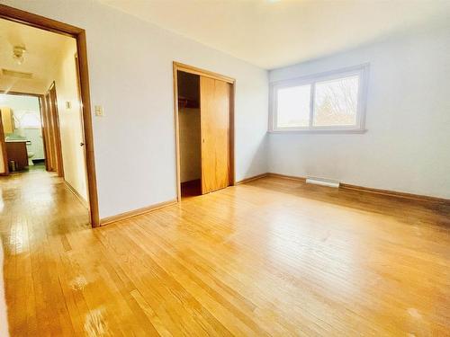 45 Dingwall Parkway, Dryden, ON - Indoor Photo Showing Other Room