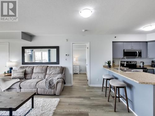 221 - 3060 Rotary Way, Burlington, ON - Indoor Photo Showing Other Room