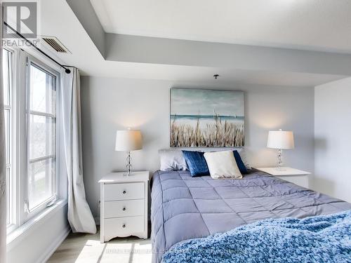 221 - 3060 Rotary Way, Burlington, ON - Indoor Photo Showing Bedroom