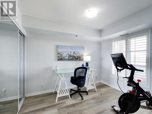 221 - 3060 Rotary Way, Burlington, ON - Indoor