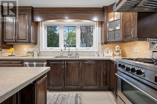 2235 Denise Road, Mississauga, ON - Indoor Photo Showing Kitchen With Stainless Steel Kitchen With Upgraded Kitchen