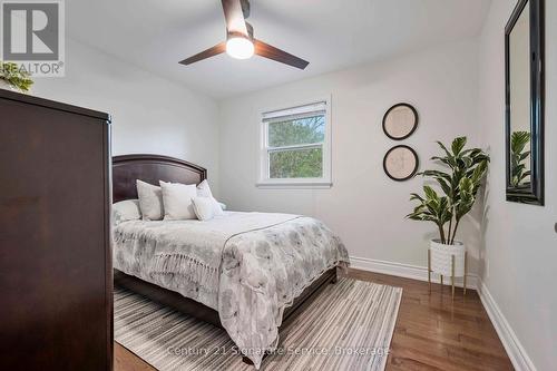2235 Denise Road, Mississauga, ON - Indoor Photo Showing Bedroom