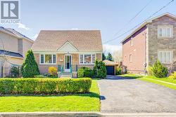 31 MELODY ROAD Toronto, ON M9M 1C9