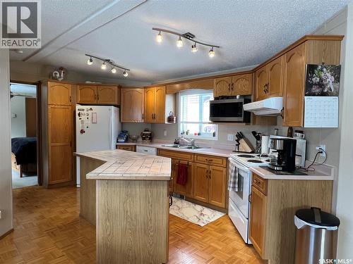 513 3Rd Street Nw, Goodsoil, SK 
