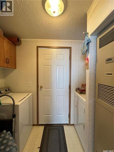 513 3Rd Street Nw, Goodsoil, SK 