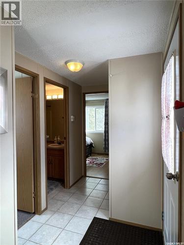 513 3Rd Street Nw, Goodsoil, SK 