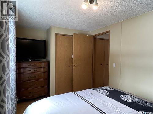 513 3Rd Street Nw, Goodsoil, SK 