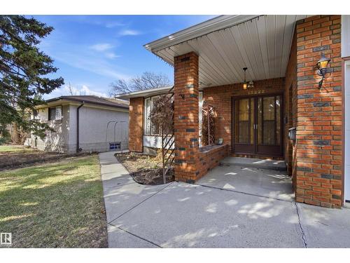 13222 116 St Nw, Edmonton, AB - Outdoor