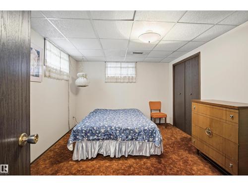 13222 116 St Nw, Edmonton, AB - Indoor Photo Showing Bedroom