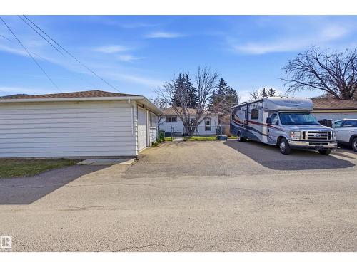 13222 116 St Nw, Edmonton, AB - Outdoor