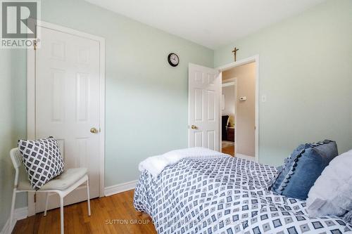 1257 Alexandra Avenue, Mississauga, ON - Indoor Photo Showing Bedroom