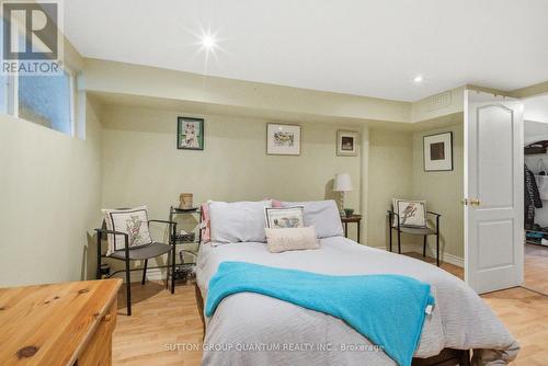 1257 Alexandra Avenue, Mississauga, ON - Indoor Photo Showing Bedroom