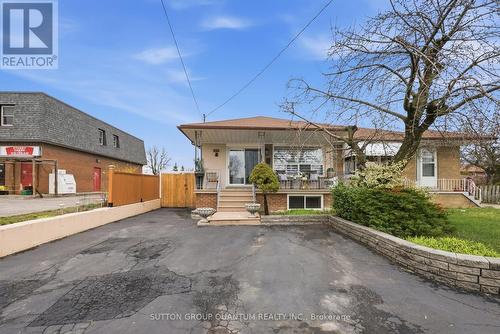 1257 Alexandra Avenue, Mississauga, ON - Outdoor