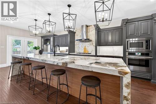 775 King Road, Burlington, ON - Indoor Photo Showing Kitchen With Upgraded Kitchen