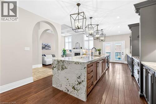 775 King Road, Burlington, ON - Indoor Photo Showing Kitchen