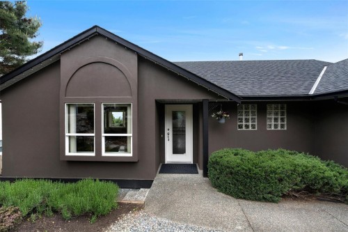 6250 Lower Chippewa Rd, Duncan, BC 