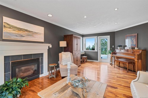 6250 Lower Chippewa Rd, Duncan, BC 