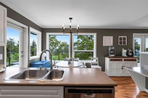 6250 Lower Chippewa Rd, Duncan, BC 