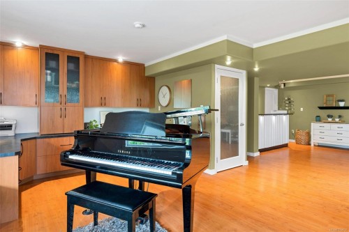 6250 Lower Chippewa Rd, Duncan, BC 